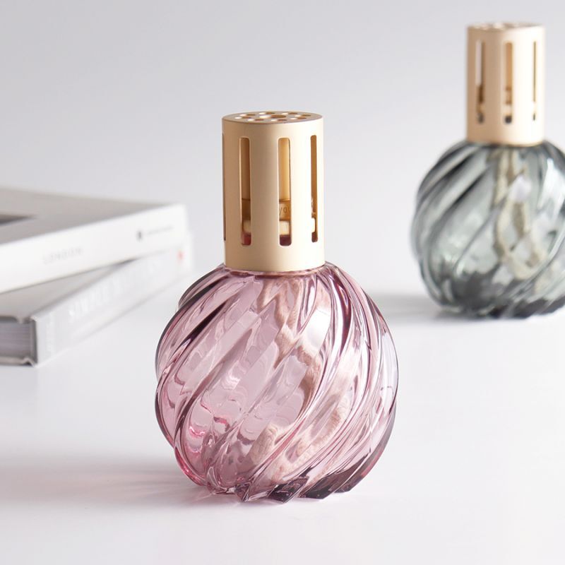 Ashleigh  Burwood】アシュレイ＆バーウッド フレグランスオイル フロステッドホリー 500ml Frosted Holly -  Nature Ave.