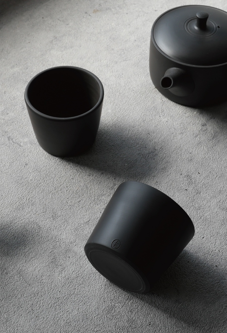 GYOKO　茶器　かっこいい　黒い茶器　おしゃれ　モダン　現代アート　
