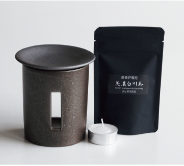 SALIU 茶香炉 さのかには美濃白川茶とティーライトが付属します。