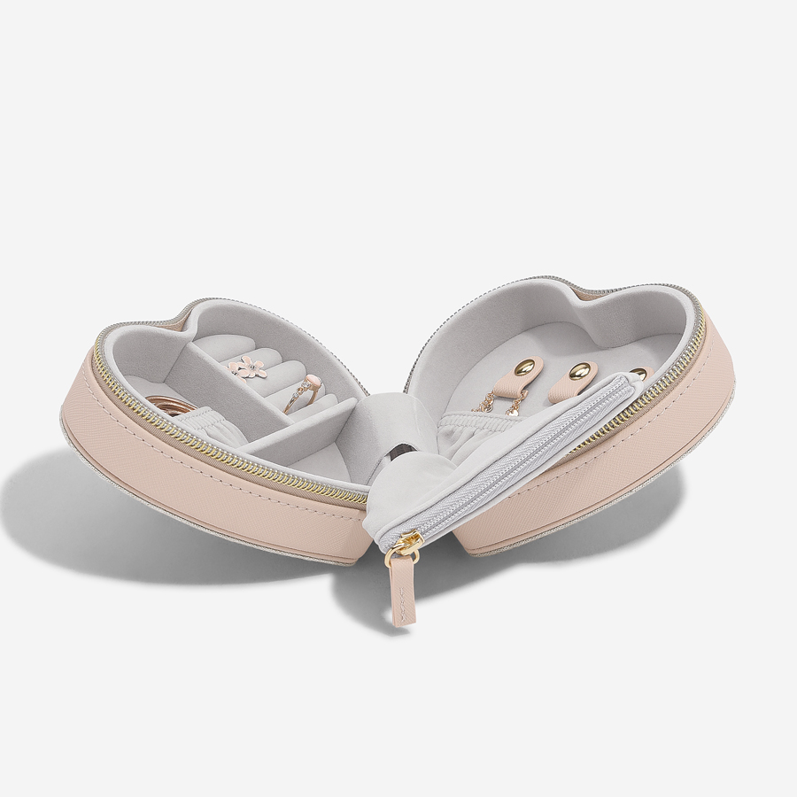 ブラッシュピンク