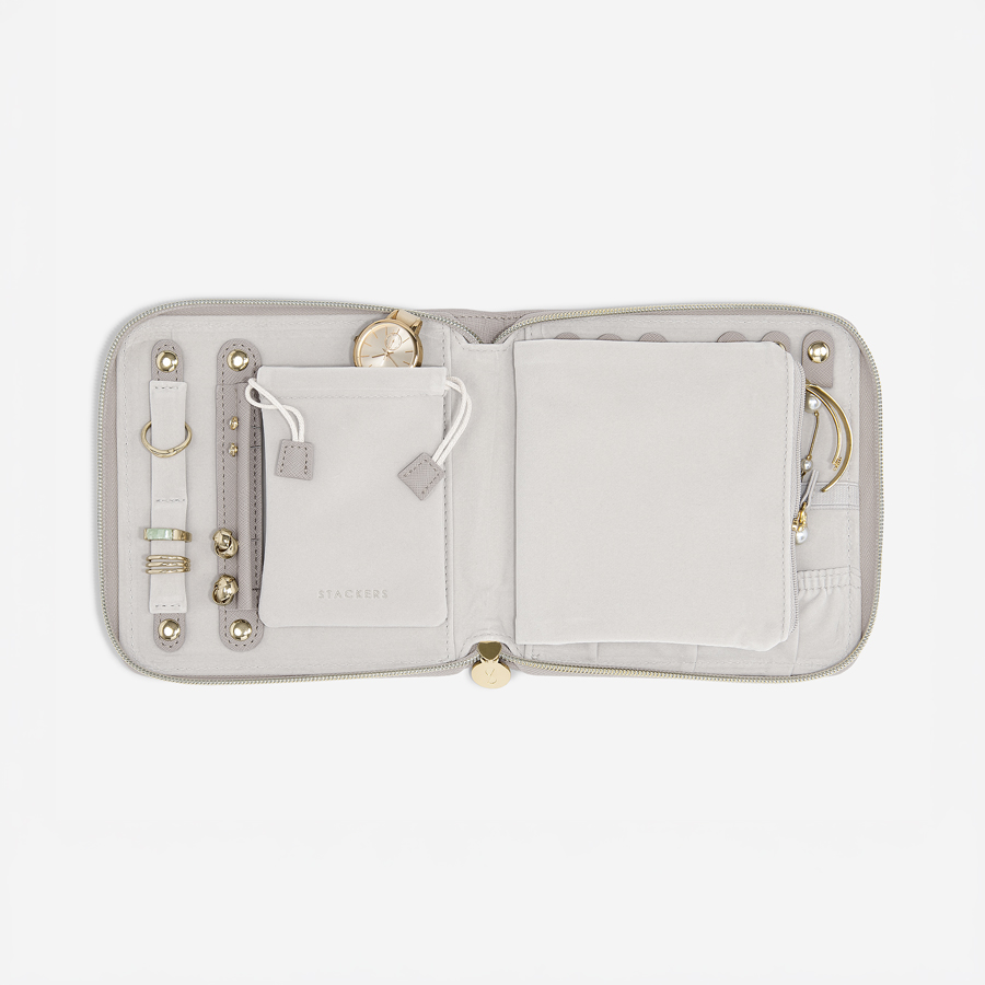 Square Jewellery Roll トープラフィア
